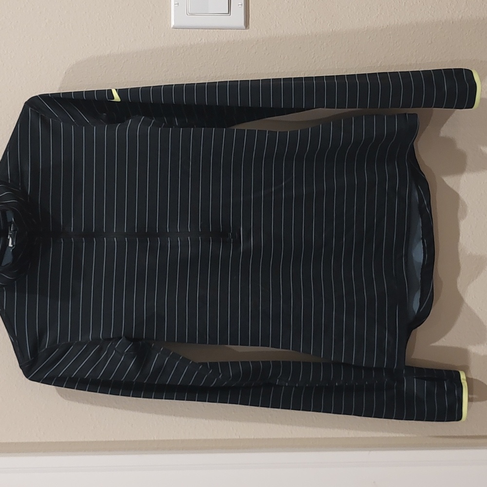 Nike striped active top